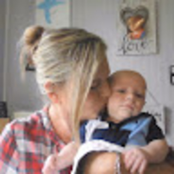 Meet your Posher, Janet - Picture 1 of 1